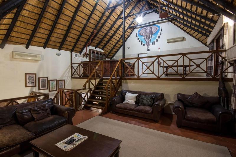 Khaya La Manzi Guest Lodge Hibberdene Bagian luar foto