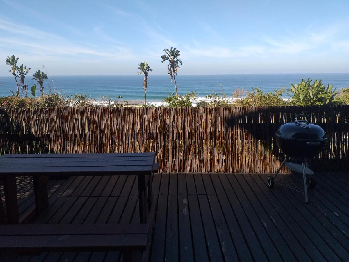Khaya La Manzi Guest Lodge Hibberdene Bagian luar foto