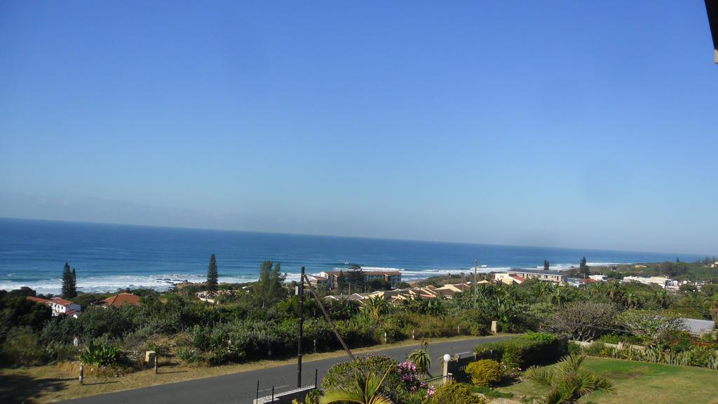 Khaya La Manzi Guest Lodge Hibberdene Bagian luar foto