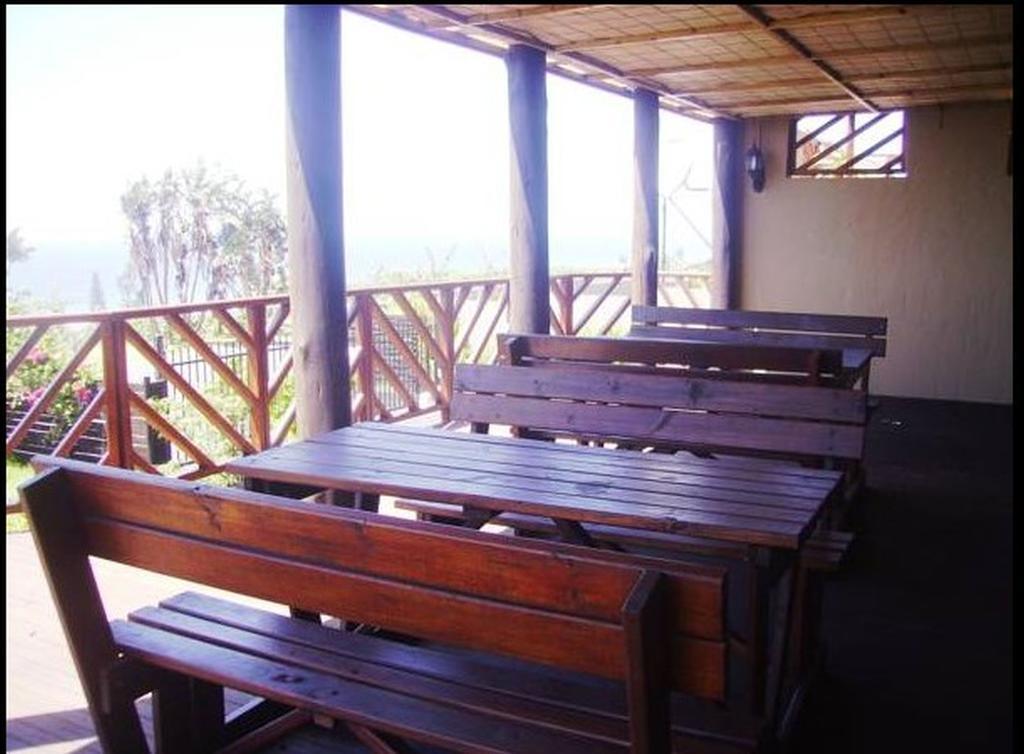 Khaya La Manzi Guest Lodge Hibberdene Ruang foto